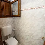 Charmantes Nur 80 Meter Zum Mit Romantischen Balkon Daire